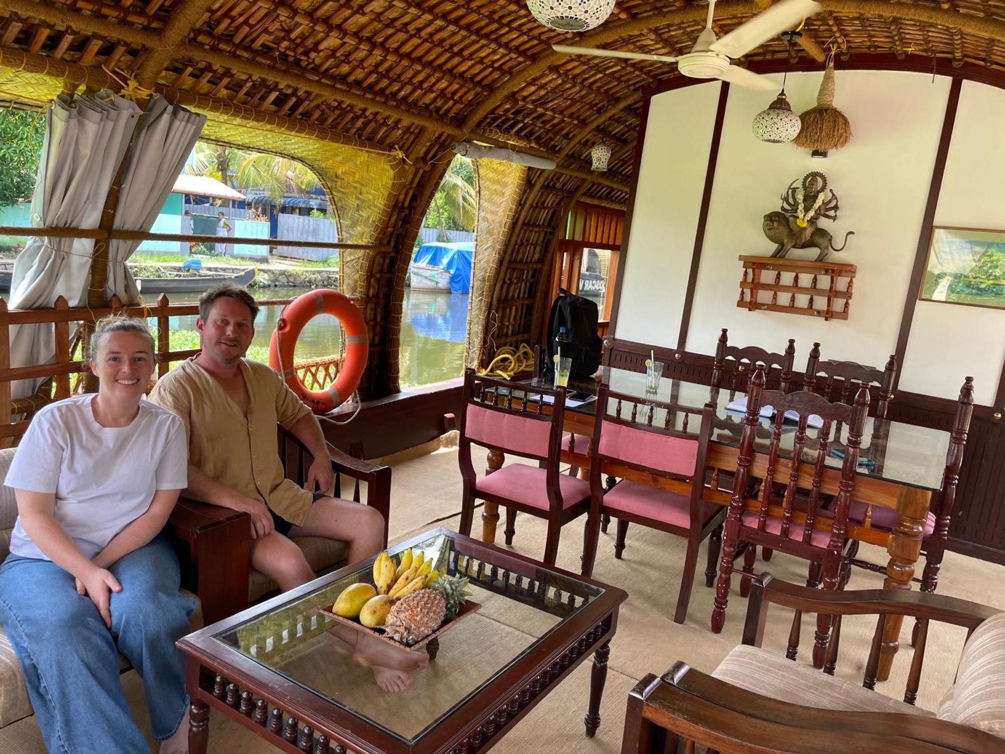 Hotel Thara'S Houseboat Alappuzha Exterior foto